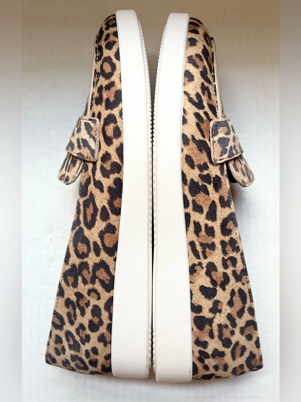 Naturalizer karis suede